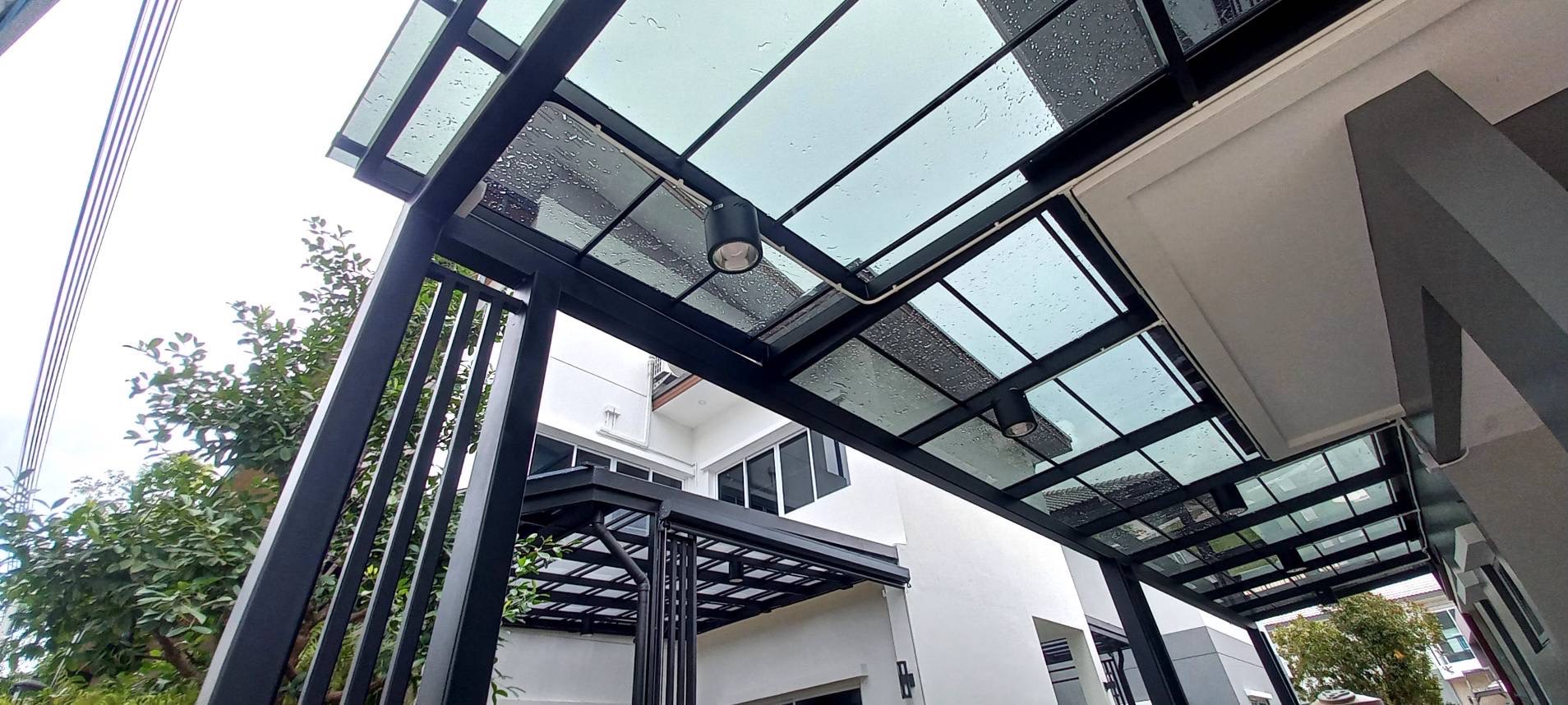 2 - https://หลังคาโรงจอดรถ.com | ช่างเอก บริการรับติดตั้งหลังคาโรงจอดรถครบวงจร ควบคุมงานโดยทีมวิศวกรมืออาชีพ พร้อมออกแบบ 3D ฟรี มีวัสดุหลายชนิดให้เลือก มั่นใจในโครงสร้างแข็งแรง สวยงาม พร้อมของแถมหลายรายการ